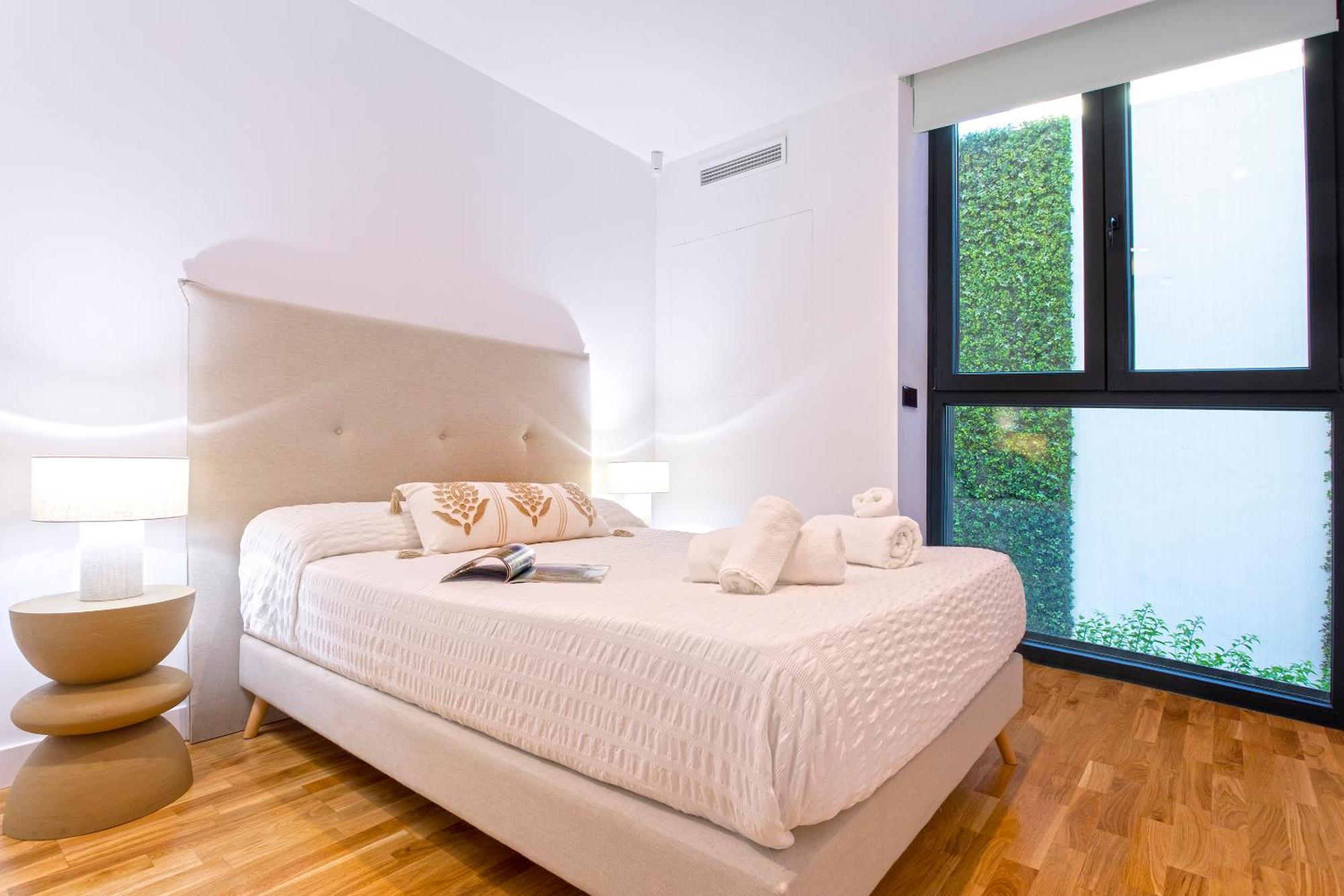 Malagueta Beach Front Luxury Apartment By Rent Me Malaga Ngoại thất bức ảnh