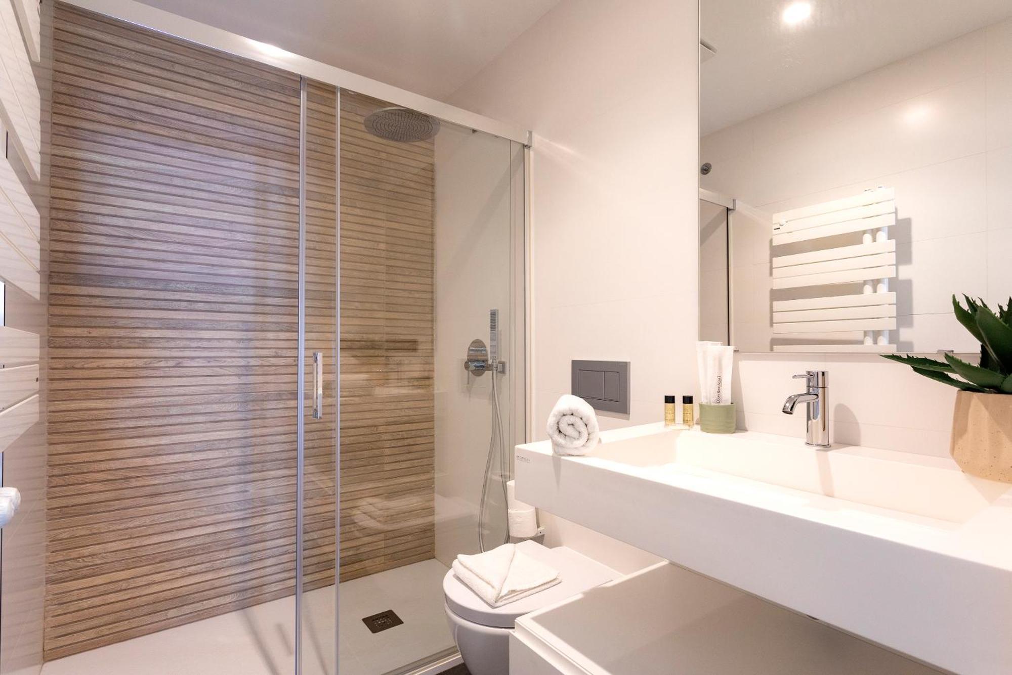 Malagueta Beach Front Luxury Apartment By Rent Me Malaga Ngoại thất bức ảnh